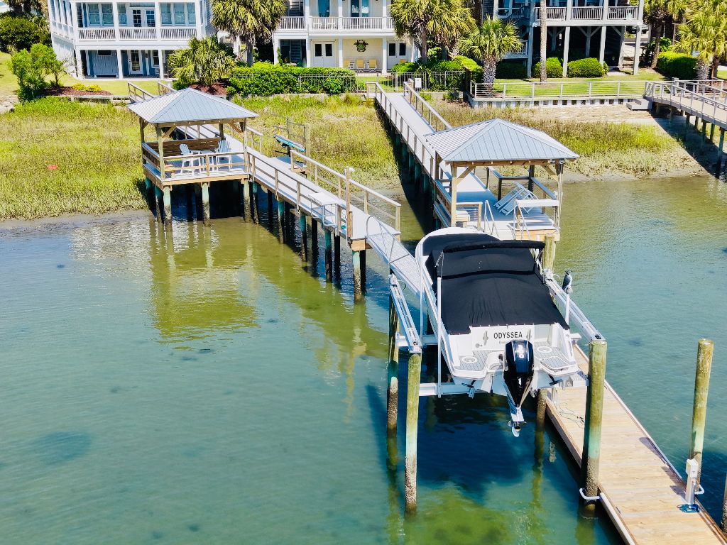 How to Size a Boat Lift for Your Coastal NC Dock